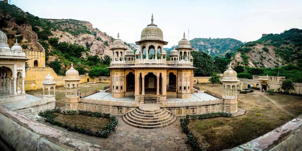 Top 13 Must-Visit Destinations in Jaipur: City Palace, Amber Fort, Hawa Mahal & Many More Gatore ki chhatriyan in Jaipur, Rajasthan