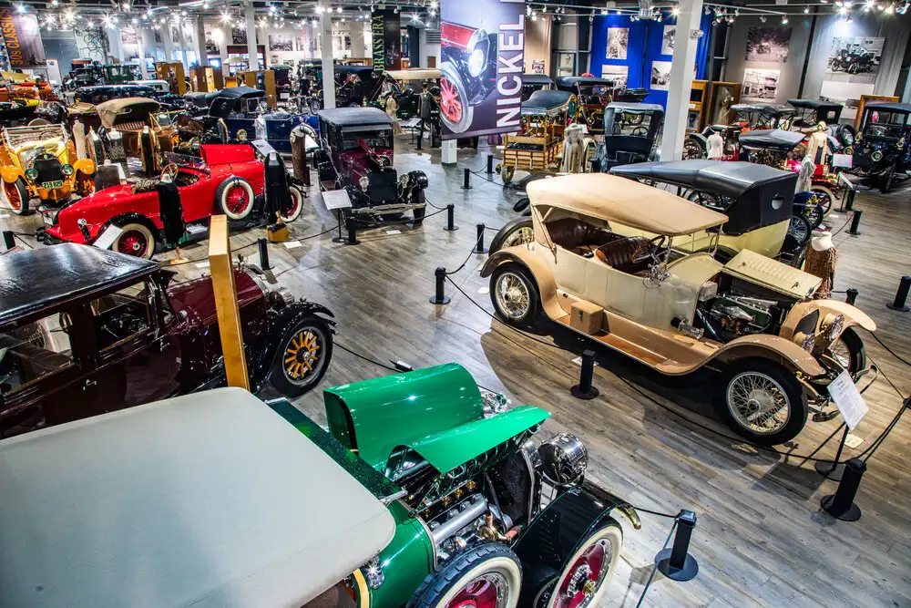 Top 10 Must-Visit Attractions in Udaipur: Temples, Palaces, Lakes, and More Vintage car Meuseum in Udaipur