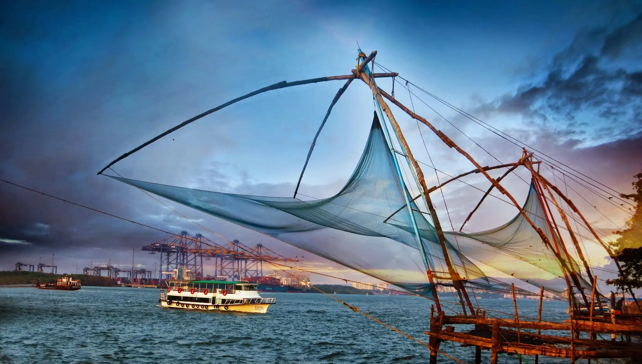 Top 10 Must Visit Destinations in Kerala: Discover Beauty and Culture of God's Own Country Kochi in Kerala